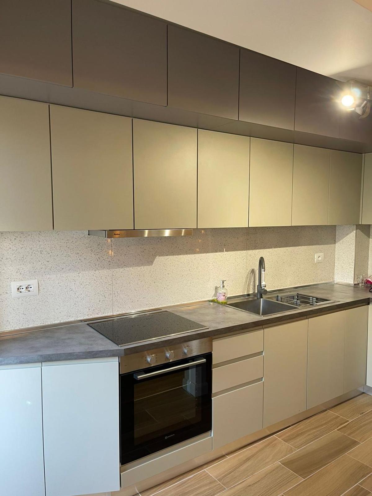 Dream Apartament Tirana Buitenkant foto