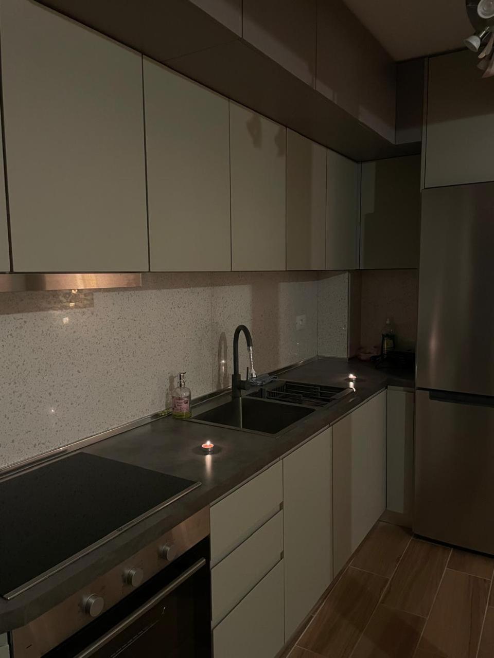 Dream Apartament Tirana Buitenkant foto